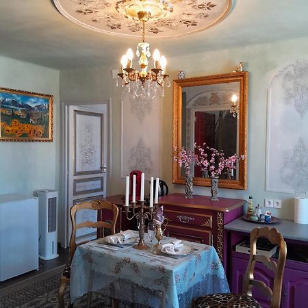 Appartement De Ville Medievale Vinca 외부 사진