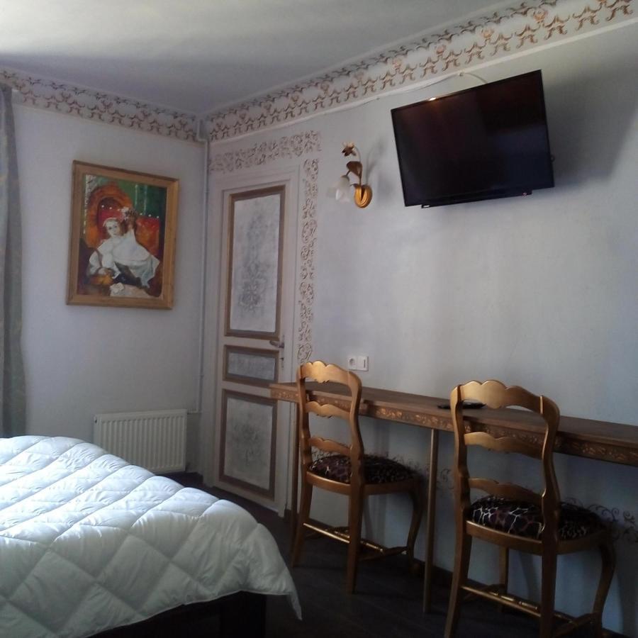 Appartement De Ville Medievale Vinca 외부 사진