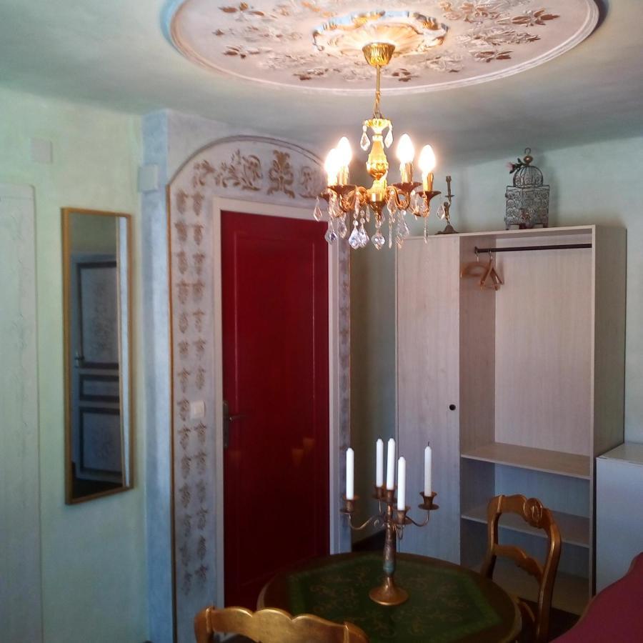 Appartement De Ville Medievale Vinca 외부 사진