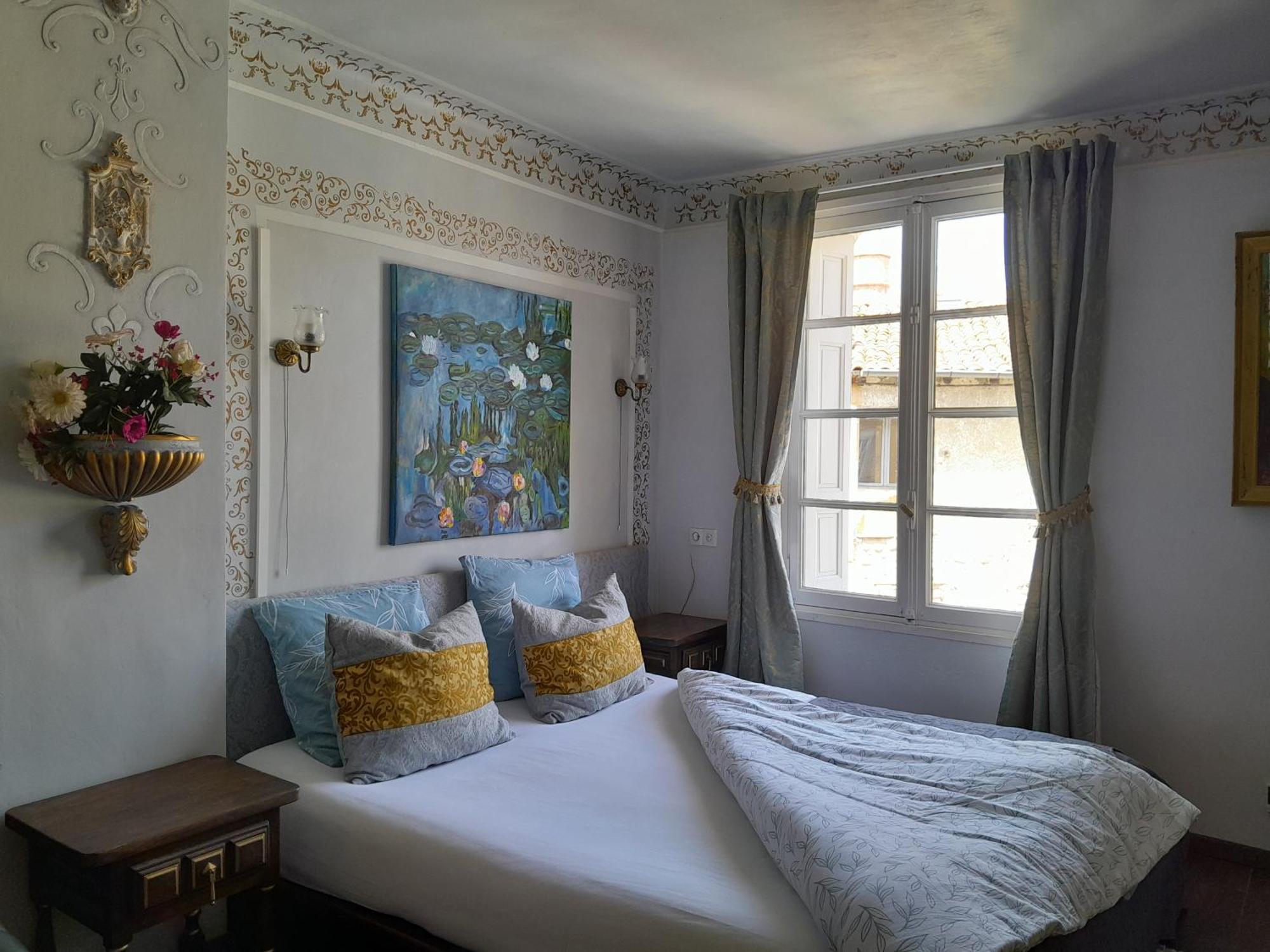 Appartement De Ville Medievale Vinca 외부 사진